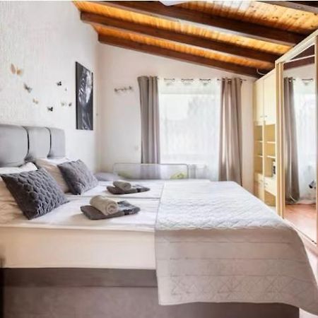 Lux Apartment Barbara Пореч Экстерьер фото